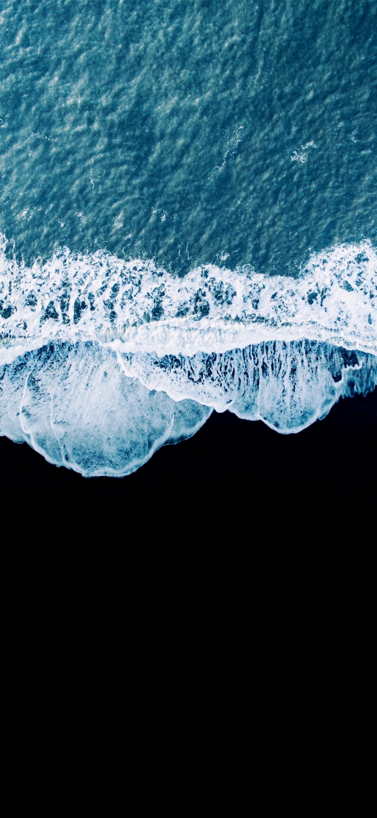 Default wallpaper of Black Beach (from iOS 14 Concept by iSpazio)