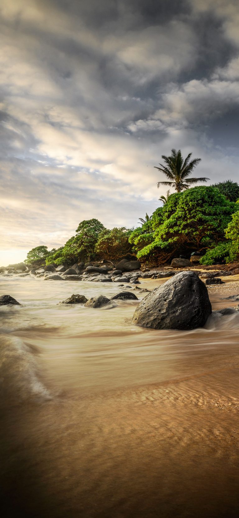 Default wallpaper of Hawaii Beach