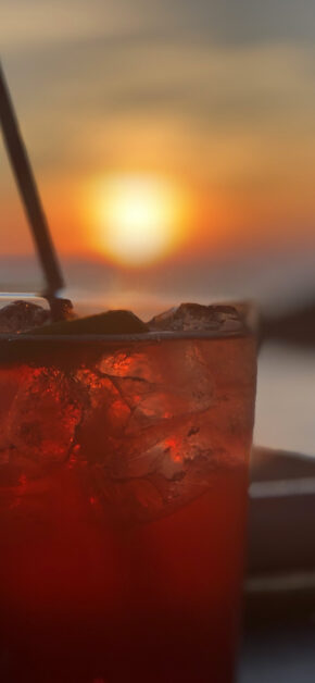 Aperitivo Al Tramonto