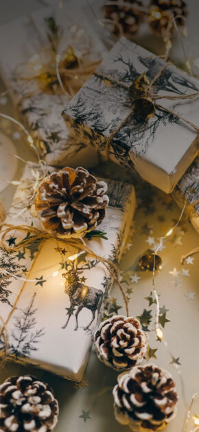 Gold Christmas Gifts