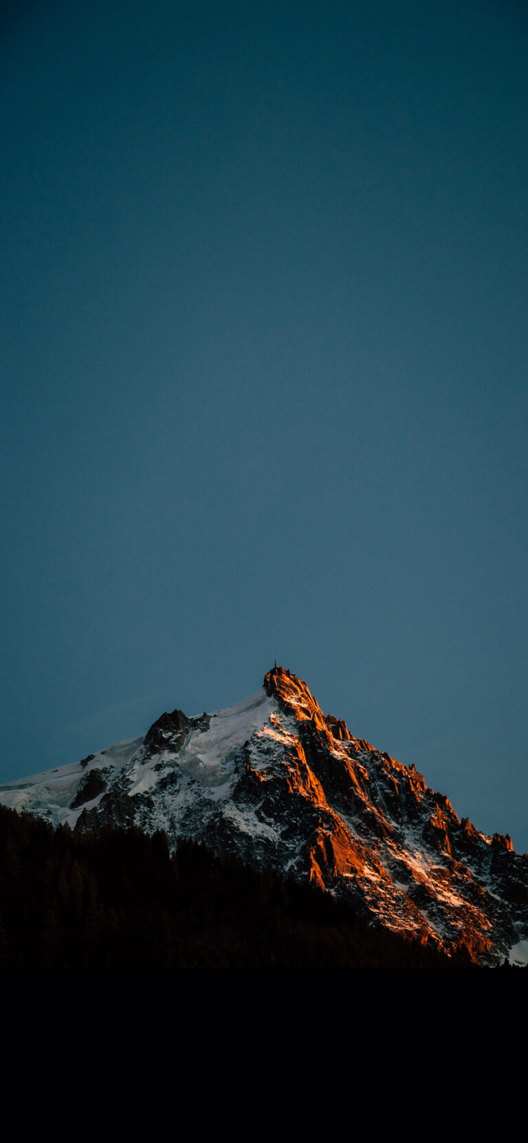 Default wallpaper of Mountain