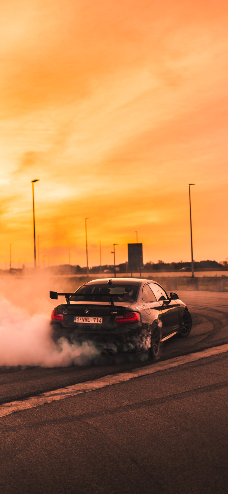 Default wallpaper of BMW M2 Drift