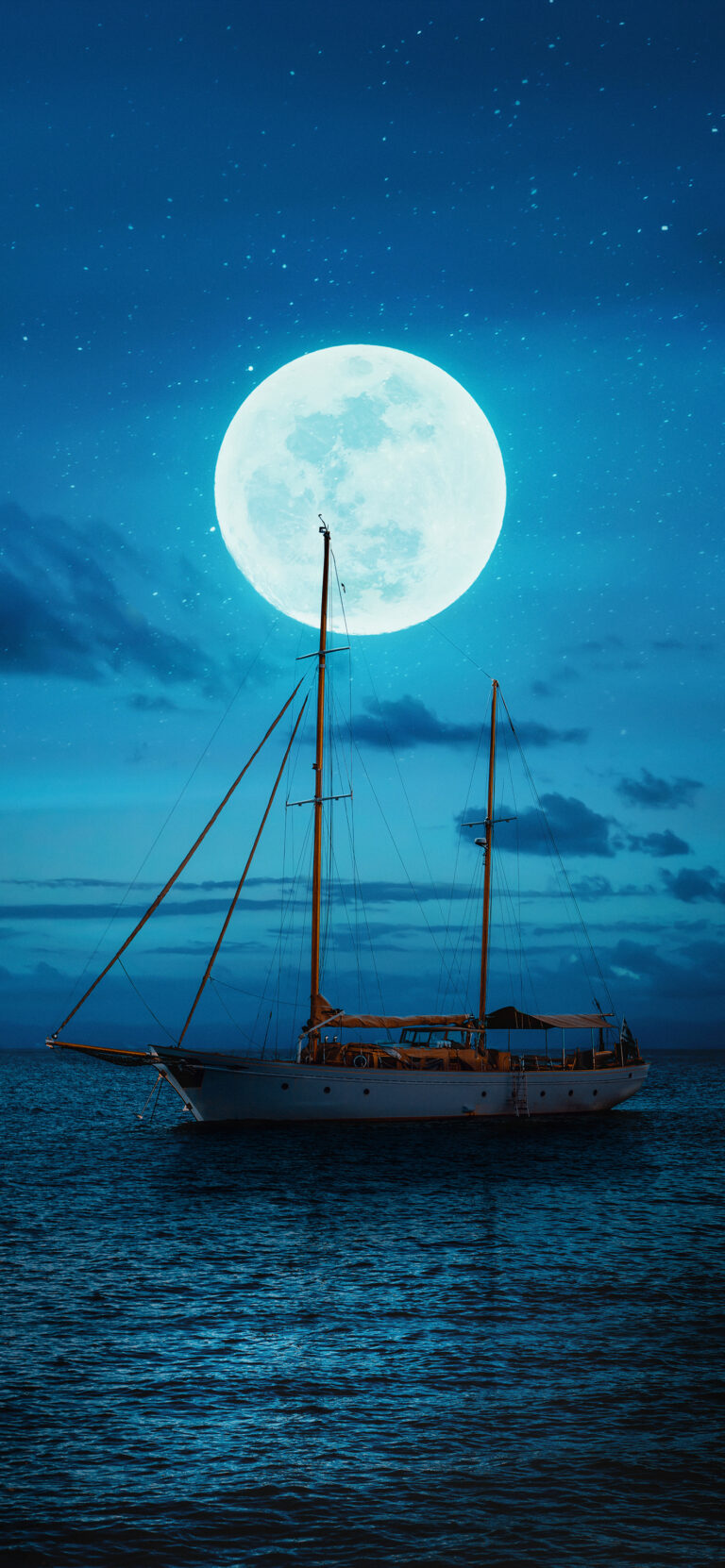 Default wallpaper of Romantic Sail Boat