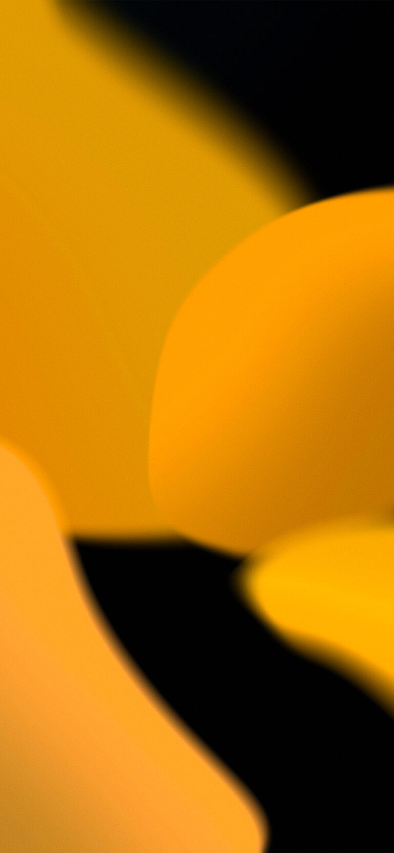 Default wallpaper of iOS 15 – Recreated – Yellow (Dark)