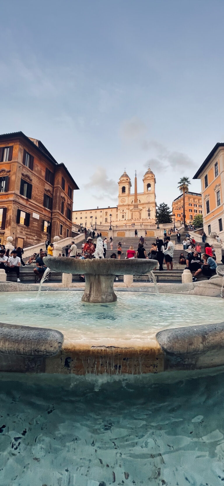 Default wallpaper of Piazza di Spagna (Roma)