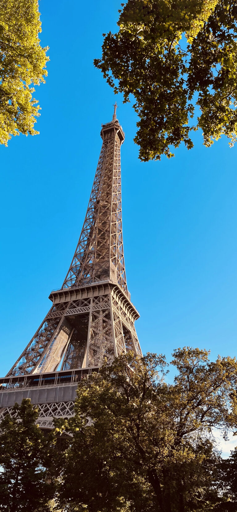 Default wallpaper of Tour Eiffel (Paris)