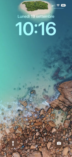 An island inside an island – The world first wallpaper made for iPhone 14 Pro’s Dynamic Island