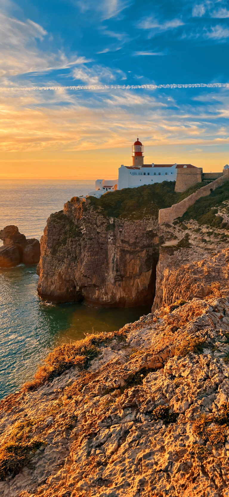 Default wallpaper of Farol do Cabo de São Vicente, Portugal | Around The World