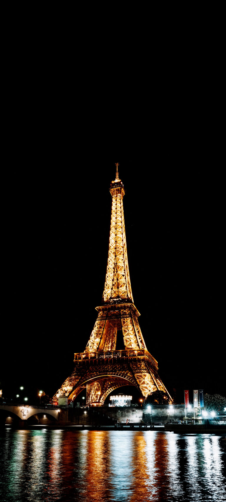 Default wallpaper of Tour Eiffel at Night