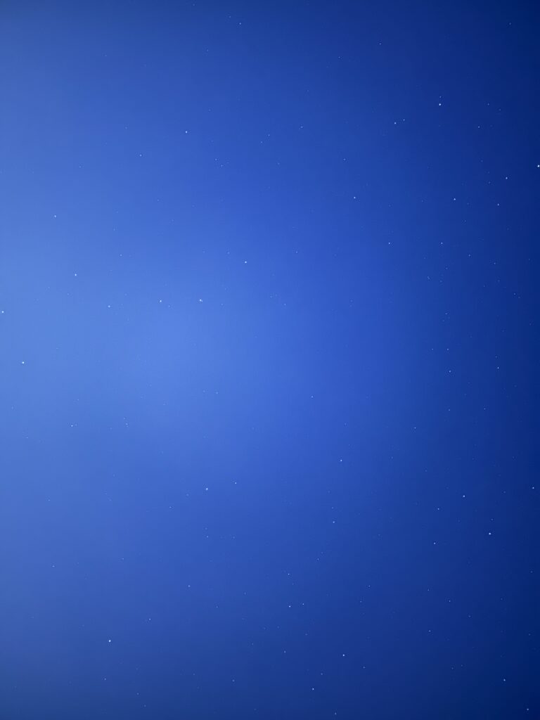 Default wallpaper of Sky full of stars