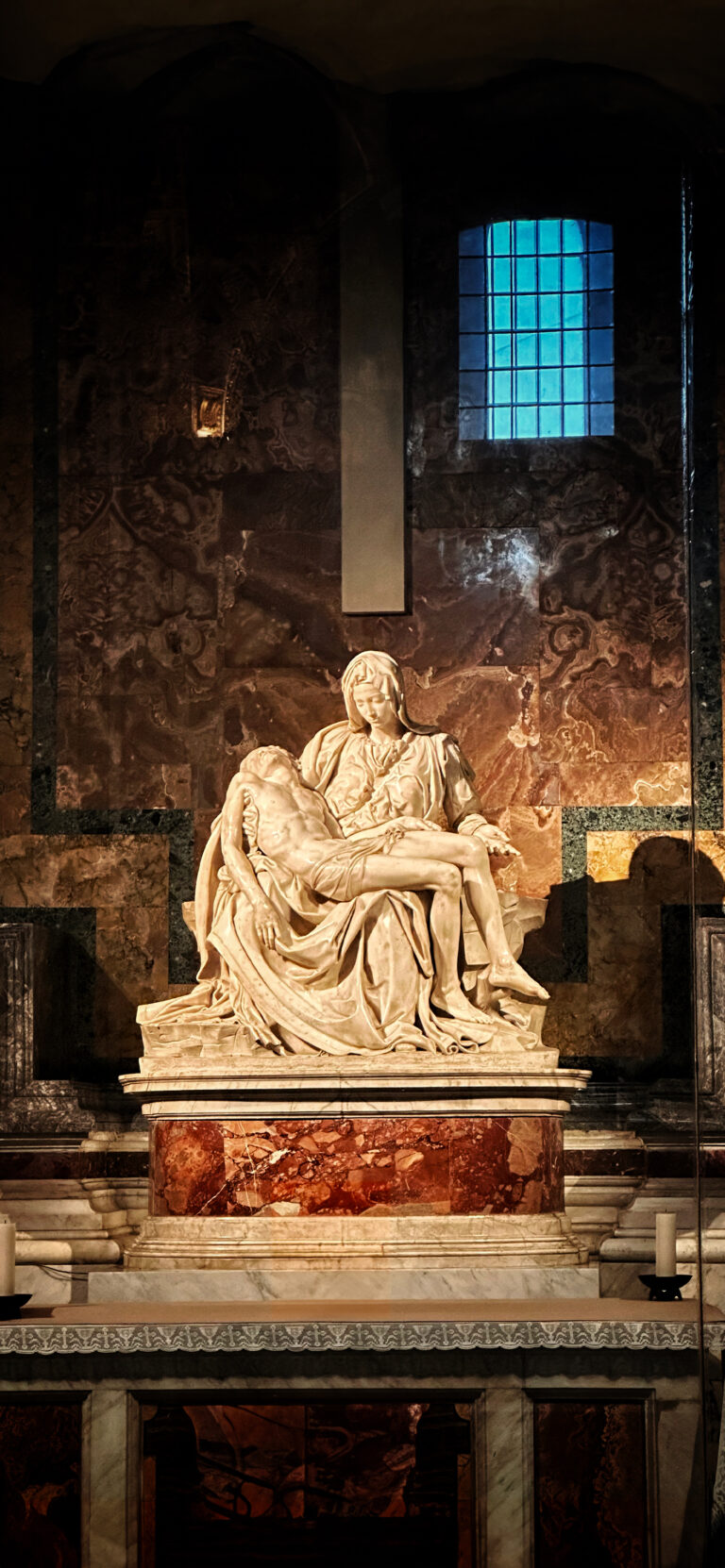 Default wallpaper of Madonna della Pietà by Michelangelo | Art