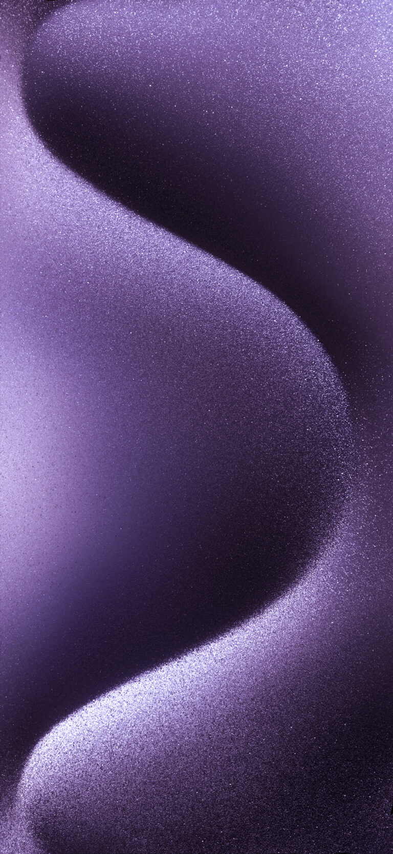 Default wallpaper of iPhone 15 Pro – Purple Modd