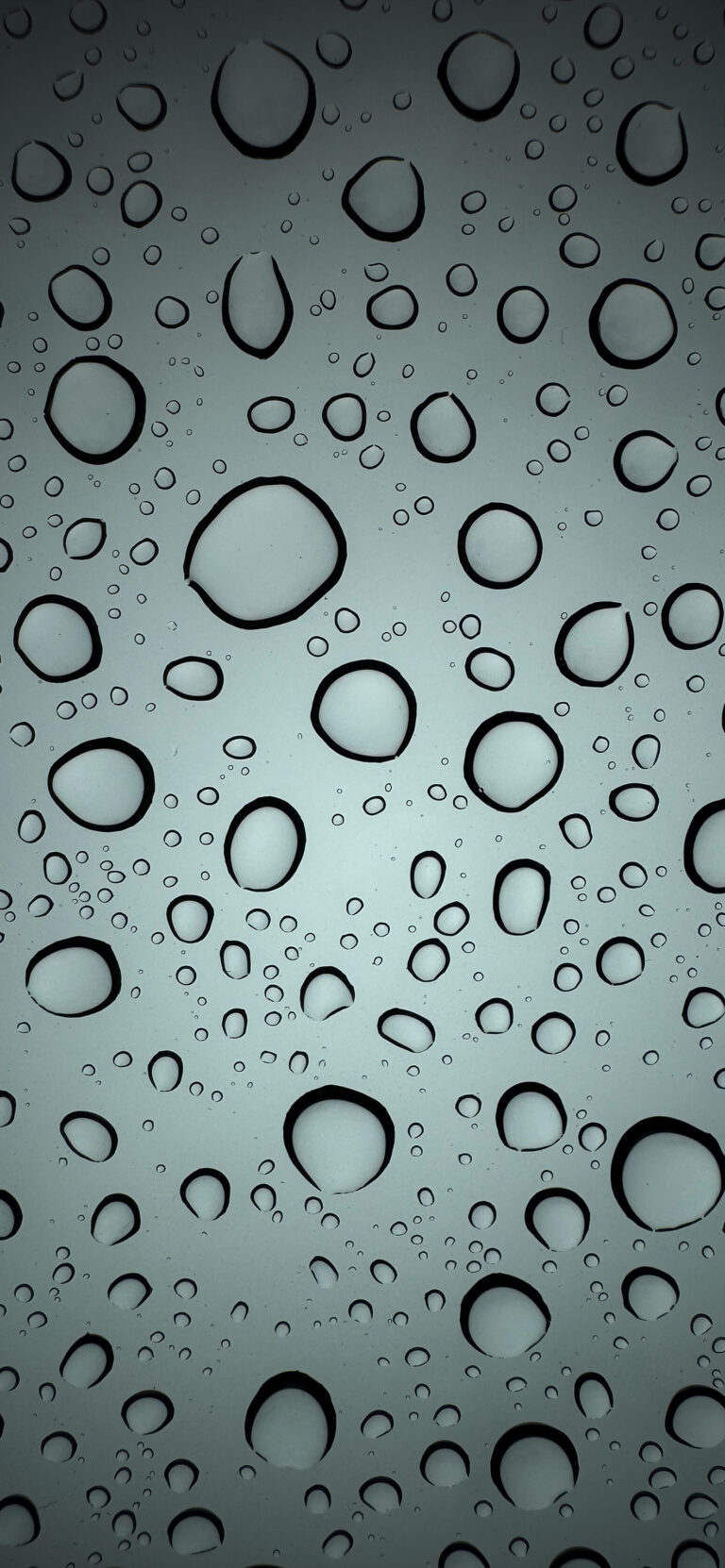 Default wallpaper of Water Drops