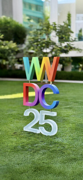 WWDC25 Wallpaper