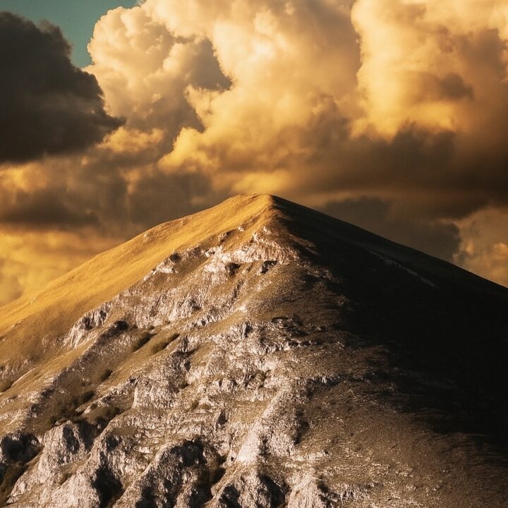 Mountain sunset | Depth Effect - Wallpapers Central