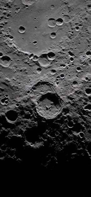 Artemis II – Lunar Flyby Vavilov Crater